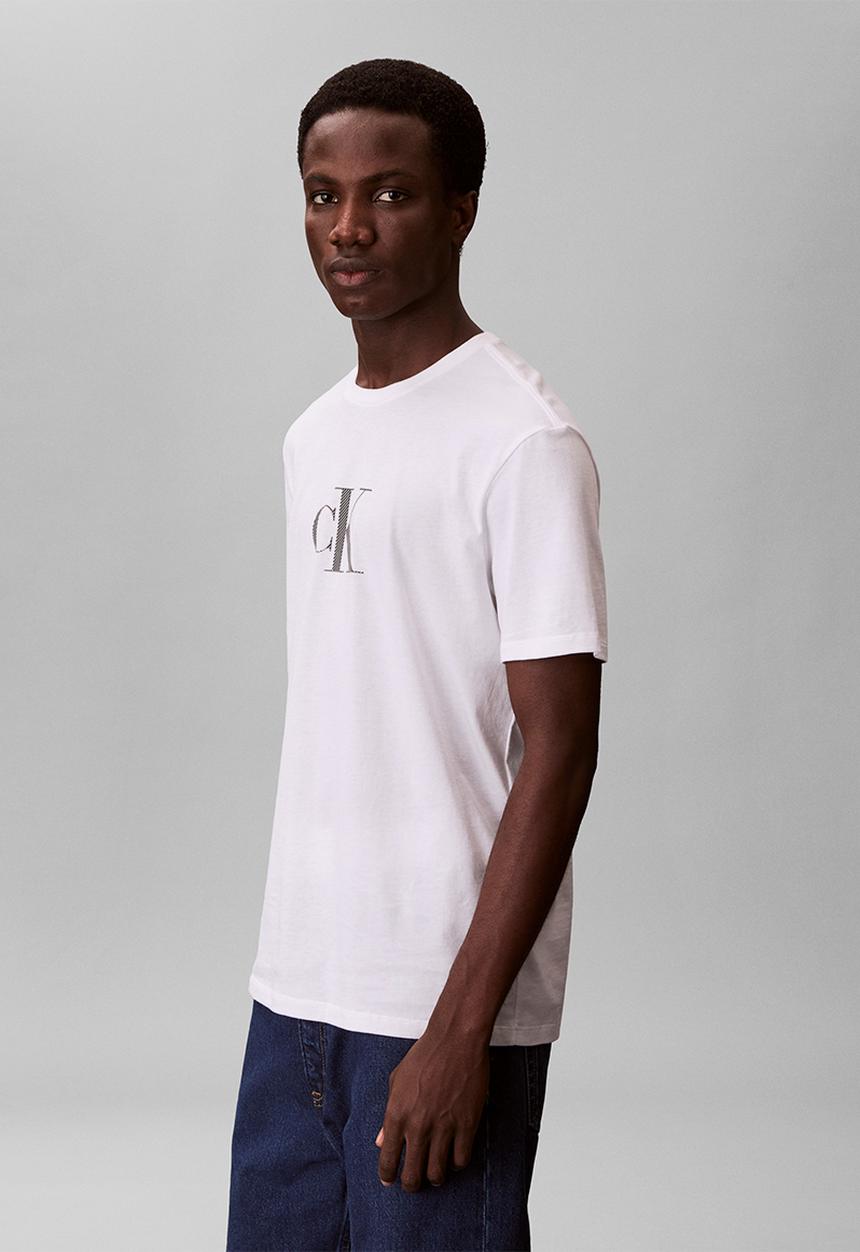 Calvin Klein - SS 30S DISTRESS MONOGRAM GRAPHIC TEE - Bright White