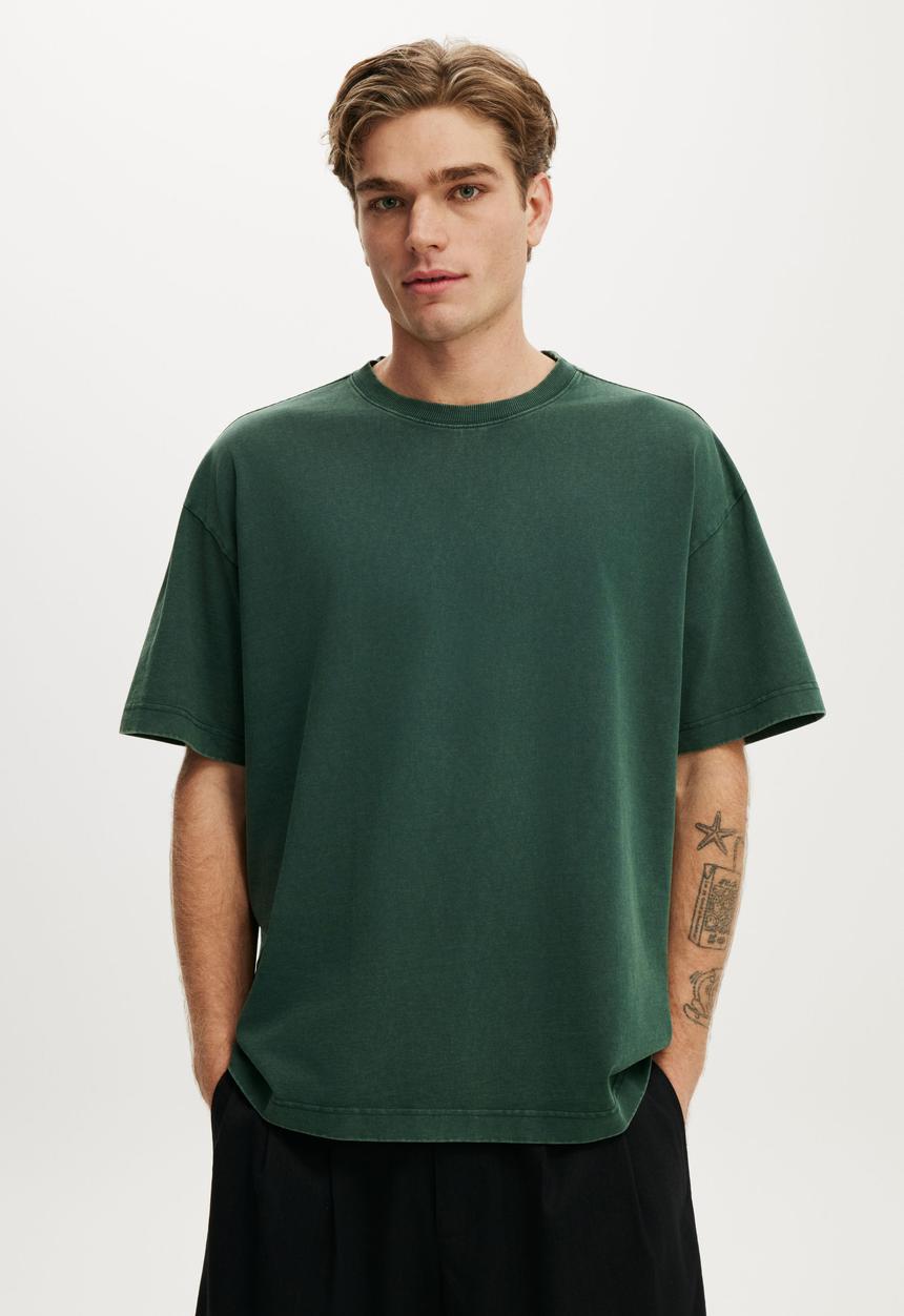 Cotton On - Box Fit T-shirt - Pineneedle Green Wash