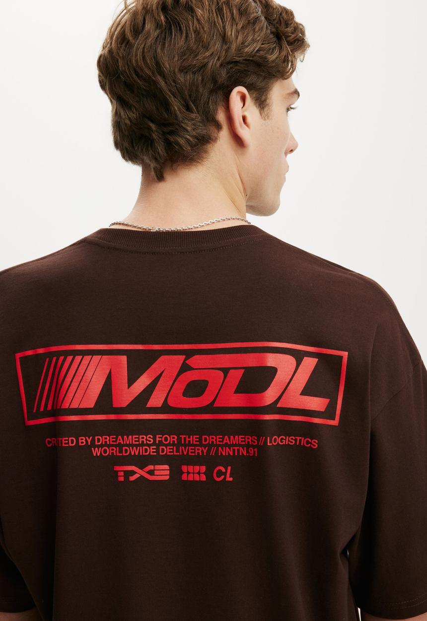 Cotton On - Cropped Fit Graphic T-shirt - Dark Oak/Global