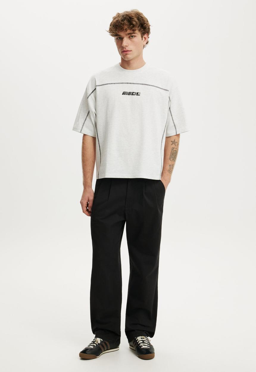 Cotton On - Cropped Fit Graphic T-shirt - White Marle/Pvln