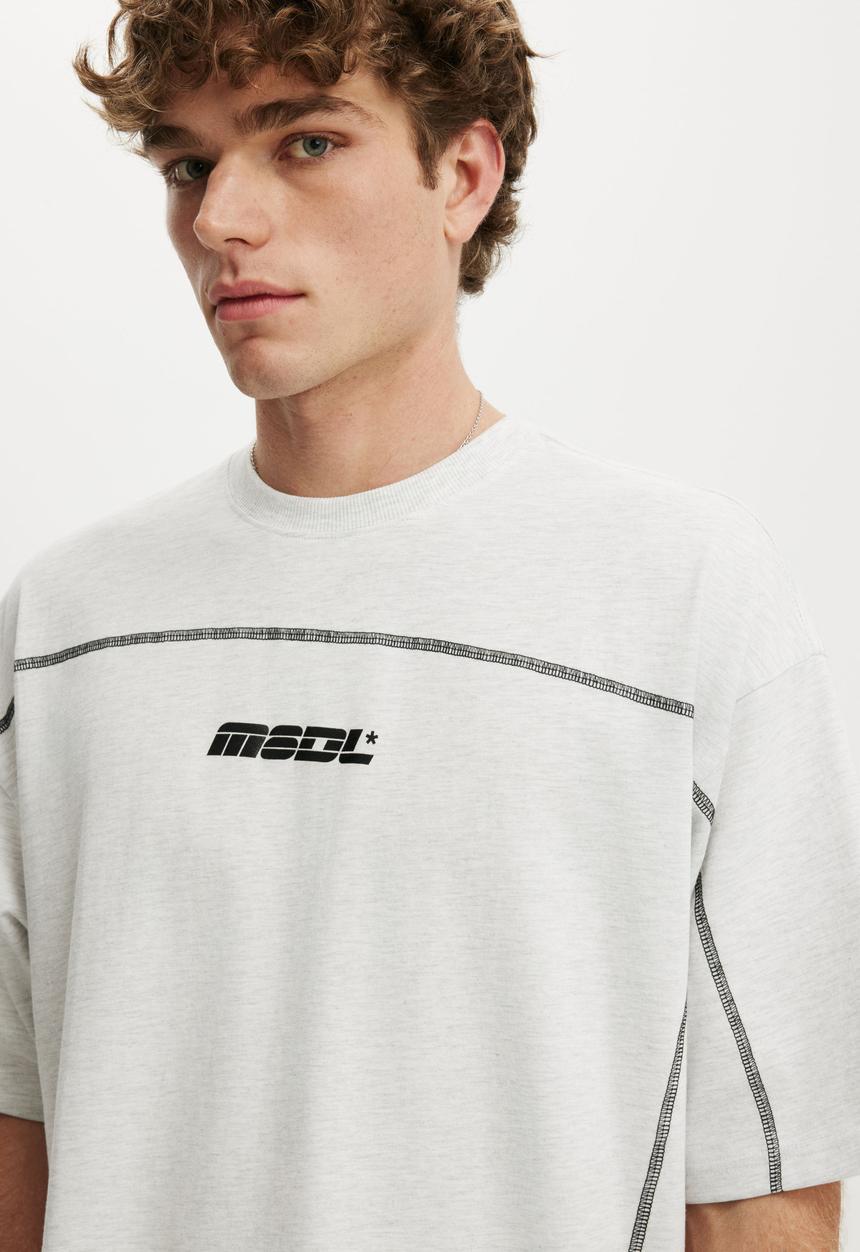 Cotton On - Cropped Fit Graphic T-shirt - White Marle/Pvln