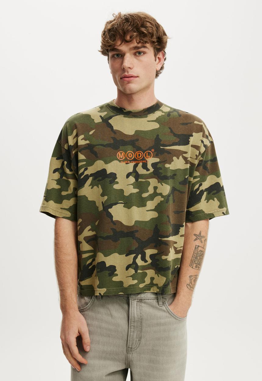 Cotton On - Cropped Fit Graphic T-shirt - Camo/Express