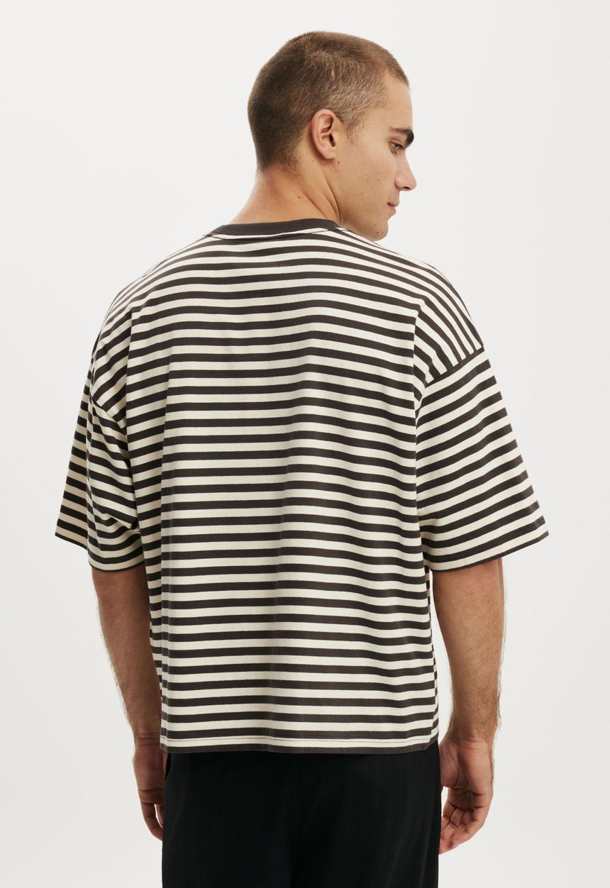 Cotton On - Cropped Fit T-shirt - Oat/Bitter Brown Stripe