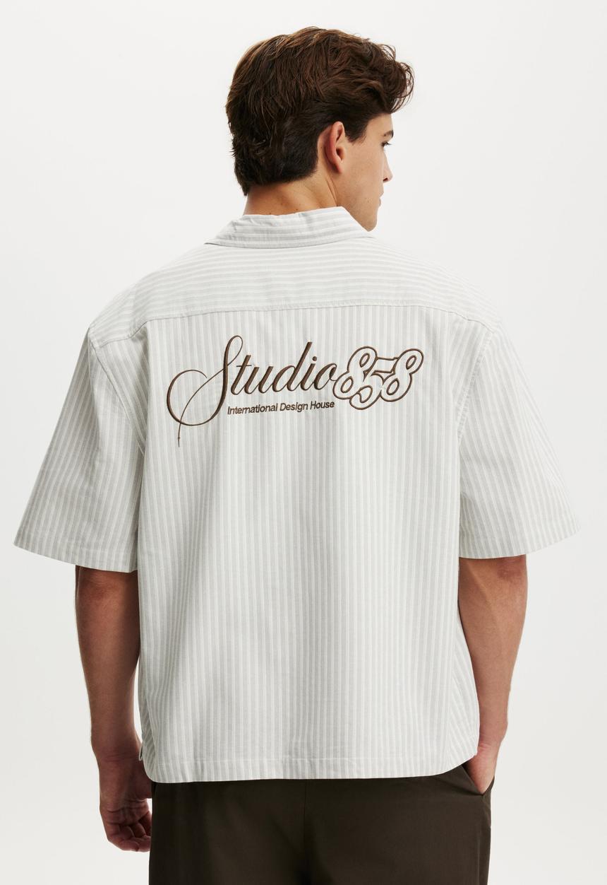 Cotton On - Ventura Short Sleeve Shirt - Grey Stripe Emb