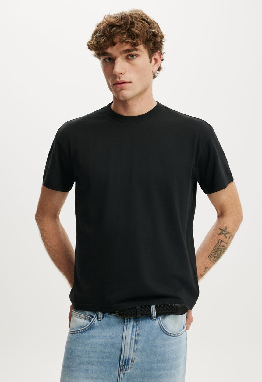 Cotton On - Fitted T-shirt - Black