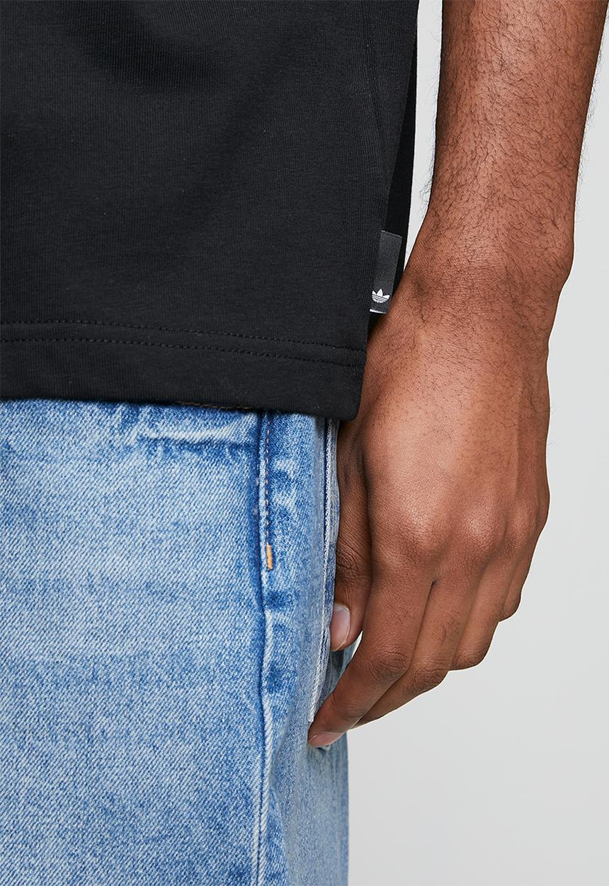adidas Originals - Airbrush Tee  - Black