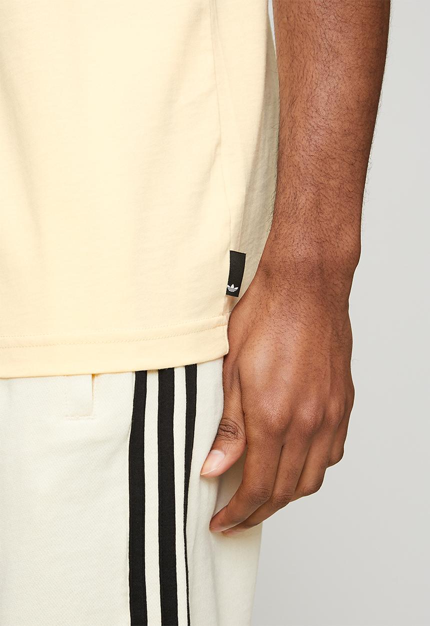 adidas Originals - RETRO WORDING  - warm vanilla