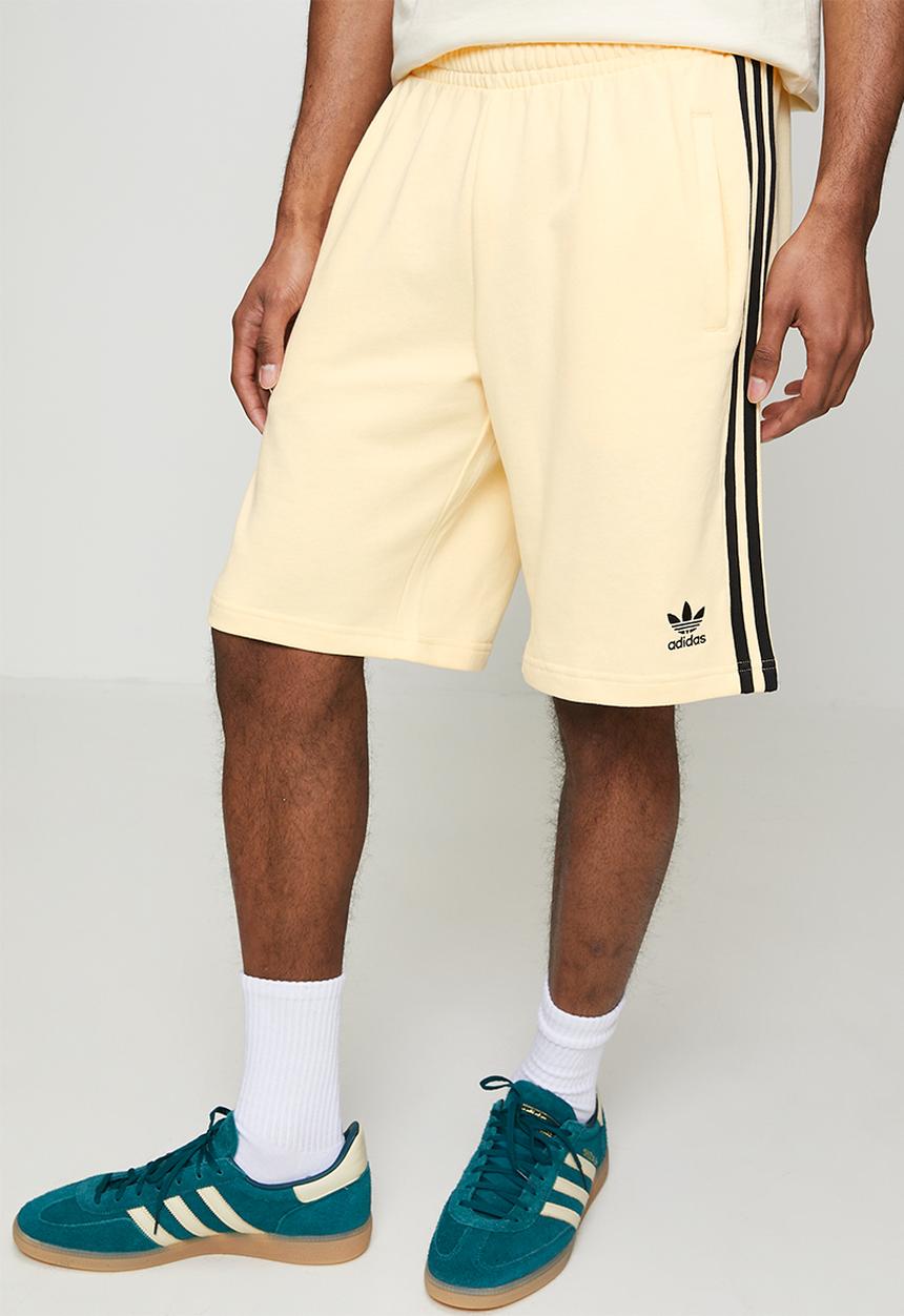 adidas Originals - 3-Stripe RT Short - Cream Warm Vanilla /Black
