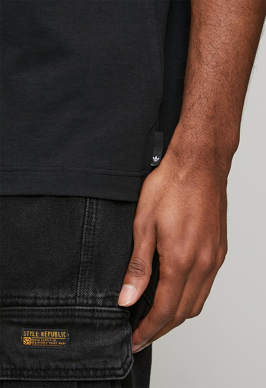 adidas Originals - WWH World Hoops Tee  - Black/Red