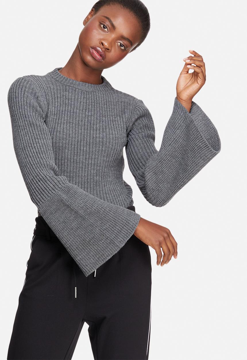 dailyfriday - Fluted sleeve knit