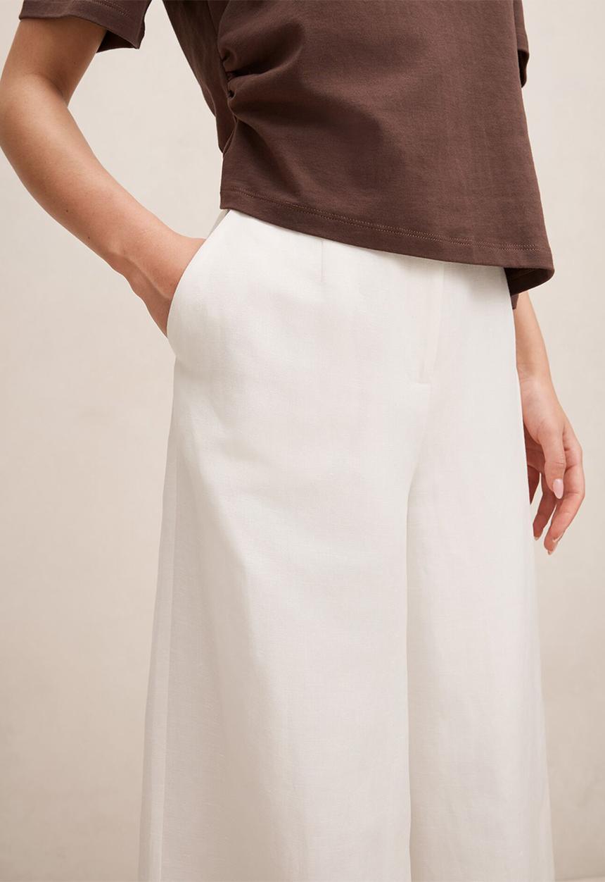 Forever New - Matilda linen blend wide leg pants in porcelain