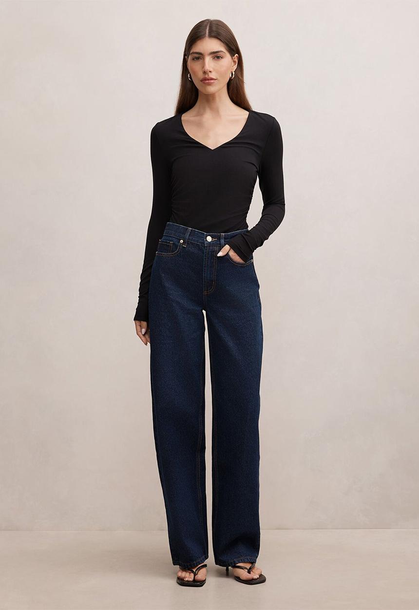 Forever New - Emma mid-rise barrel jeans in dark wash