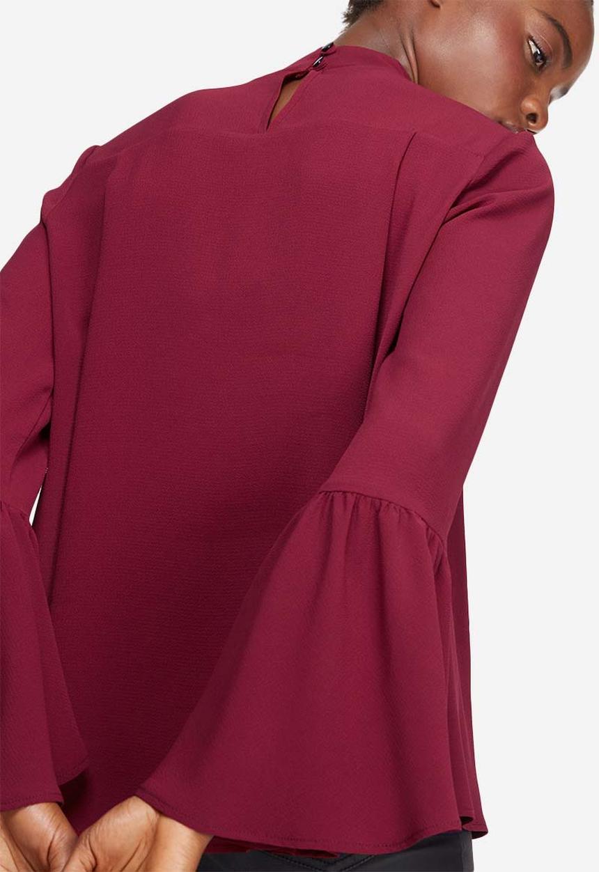 dailyfriday - Bell sleeve keyhole blouse