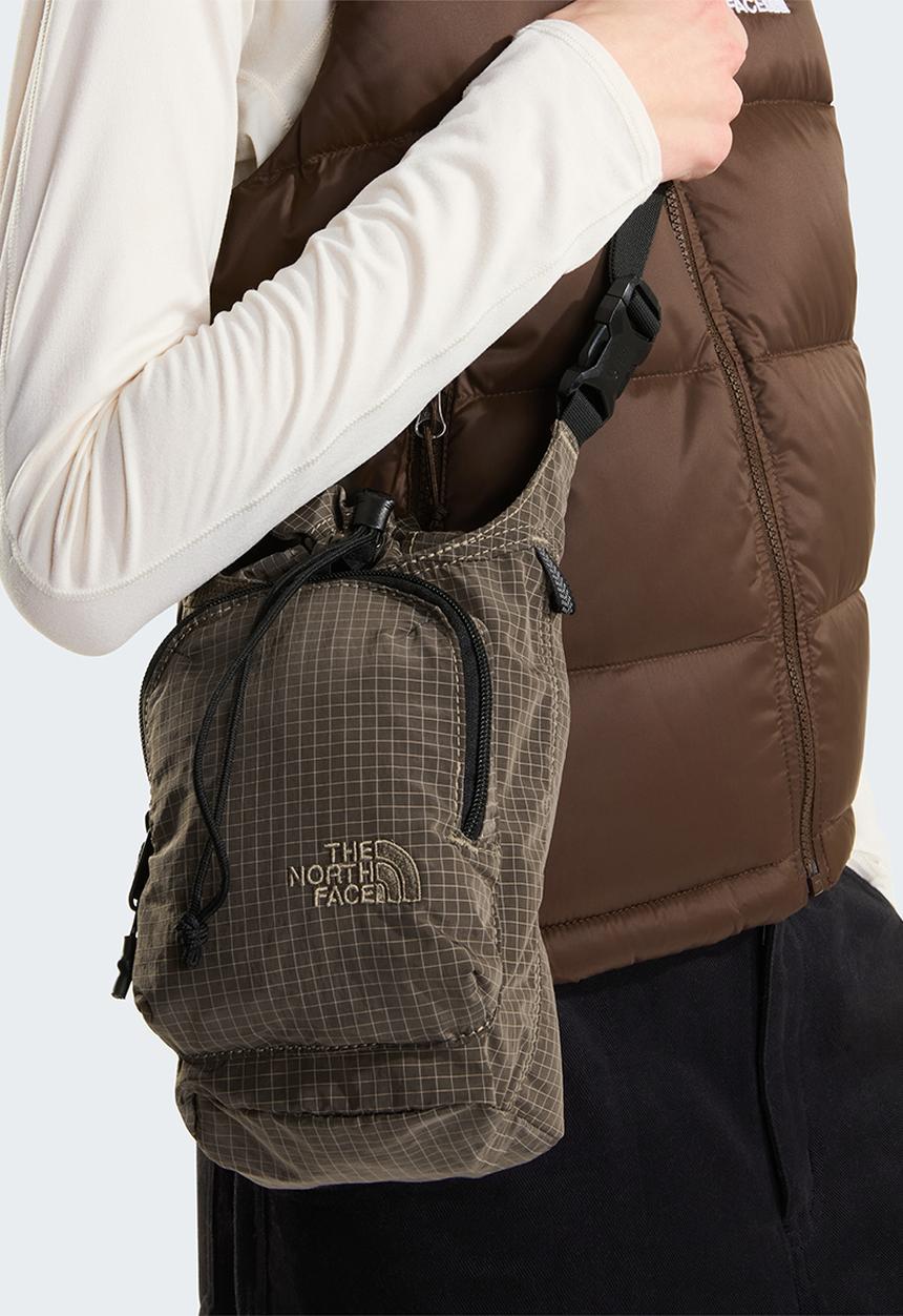 The North Face - Never Stop Bucket Bag - Garnet (2H9)