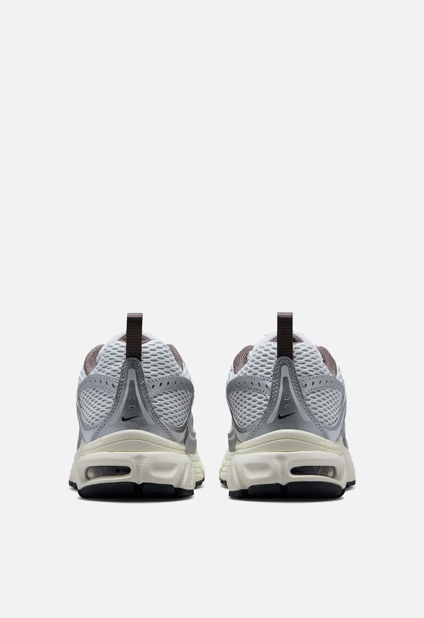 Nike - Nike Air Max Moto 2K Grade School