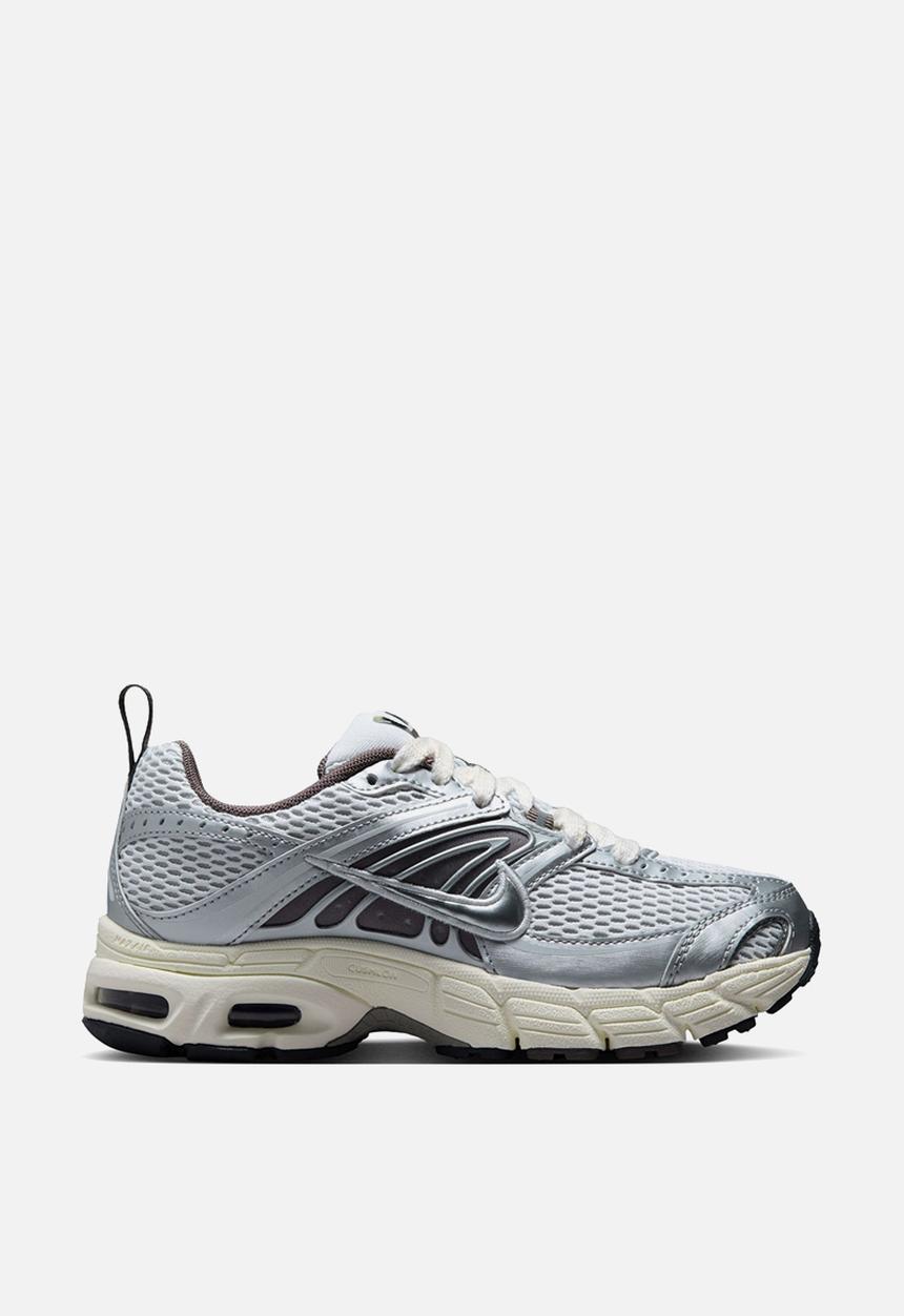 Nike - Nike Air Max Moto 2K Grade School