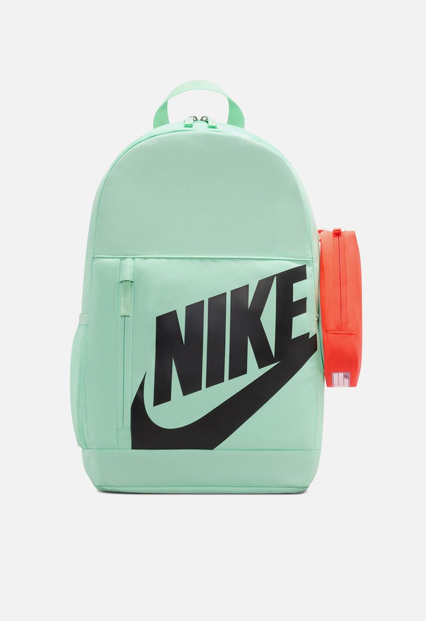 Nike - Nike Elemental