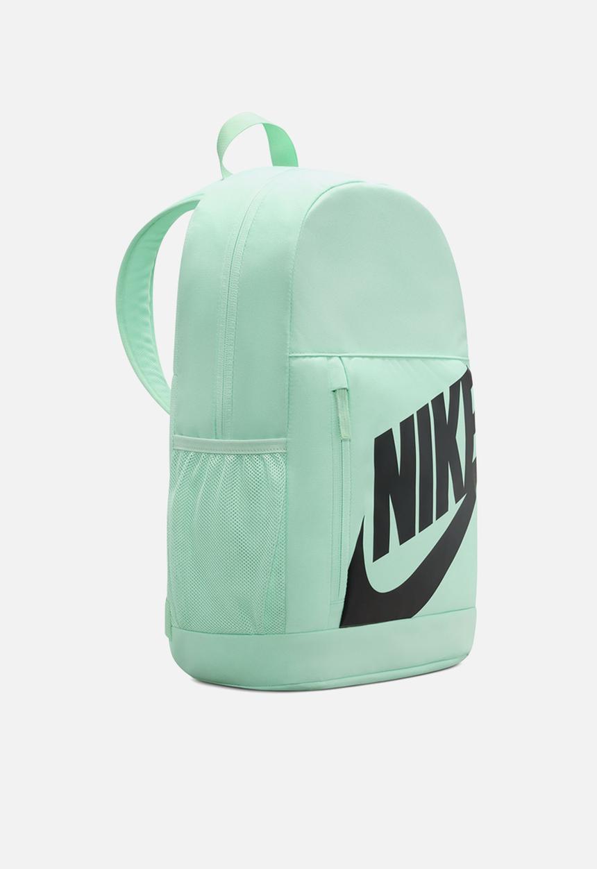 Nike - Nike Elemental