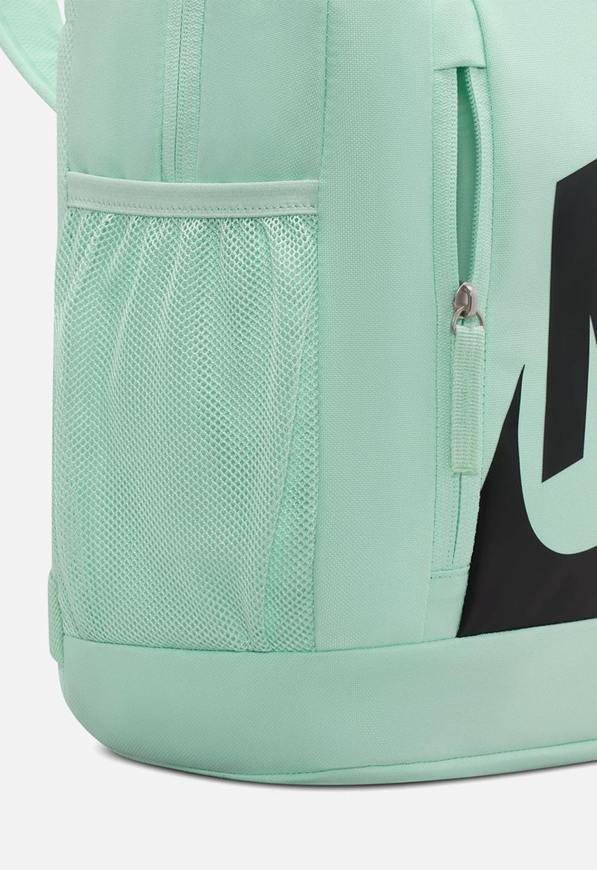 Nike - Nike Elemental