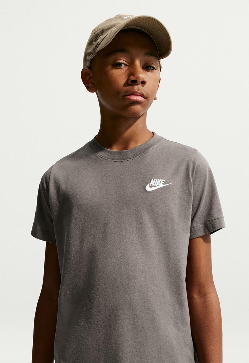 Nike - Kids Nike Sportswear Futura Emb Tee lbr