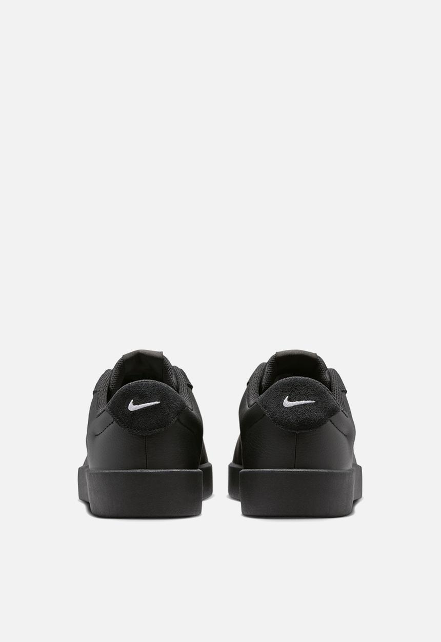 Nike - Nike Blacktop