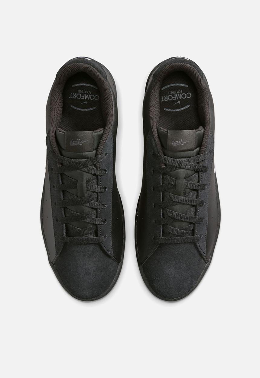 Nike - Nike Blacktop