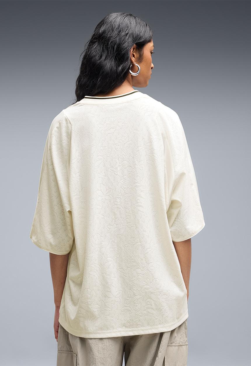 PUMA - Lace Pack Oversized Short Sleeve Jersey - Warm White