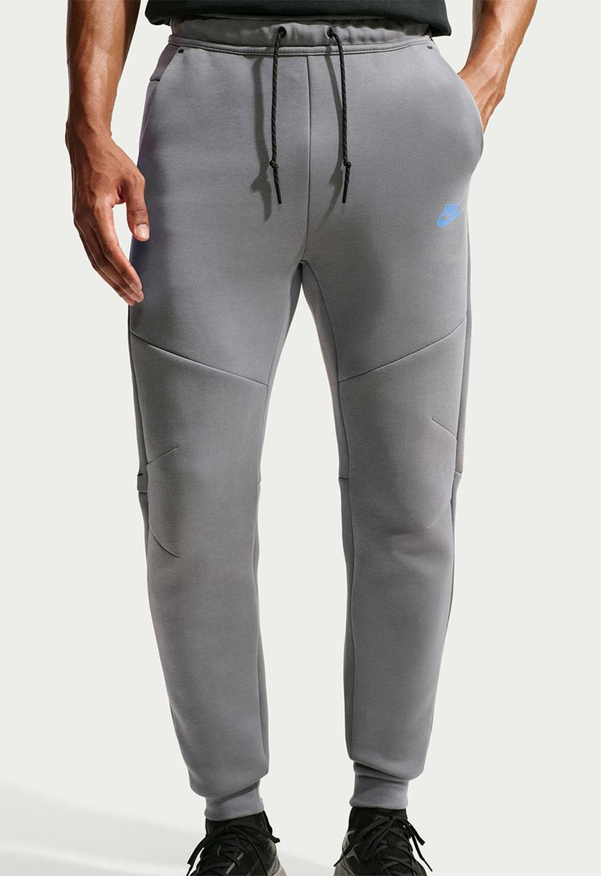 Nike - Tech  Fleece Joggers in the Smoke Grey/Football Blue