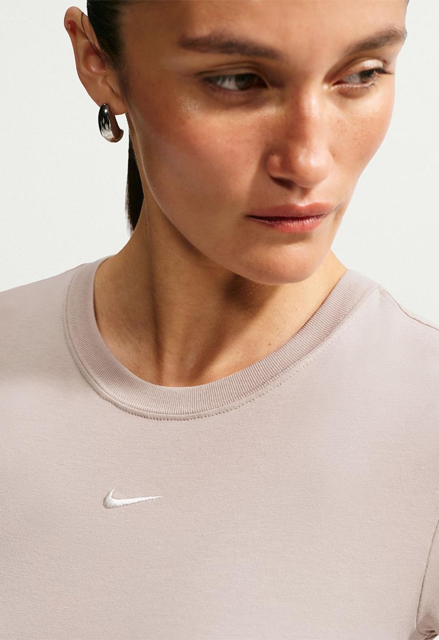 Nike - Women'S T-Shirt - Cream Ii/Sail