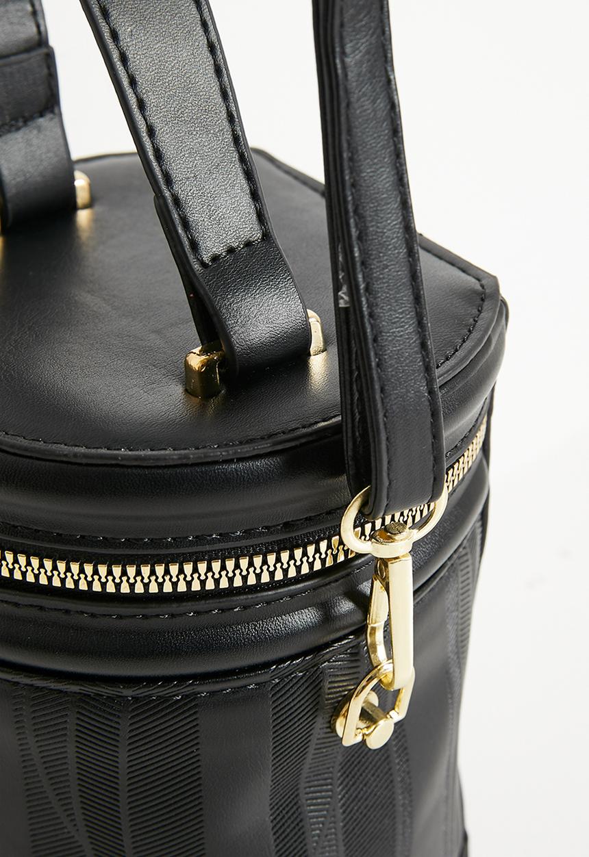 Tessa Design - Gia Woven Vanity Bag - Black