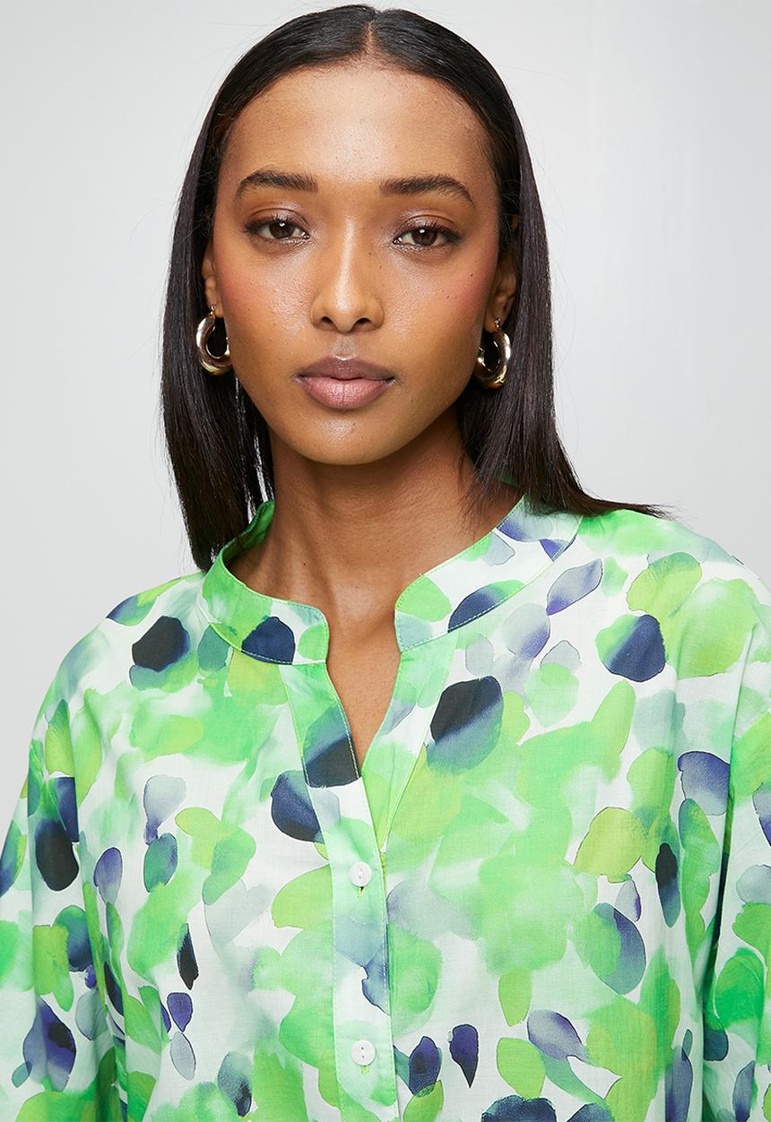 Stella Morgan - Half Sleeve Batwing Easy Wearing Printed Sheer Blouse With Back Button Stand Detail - Green