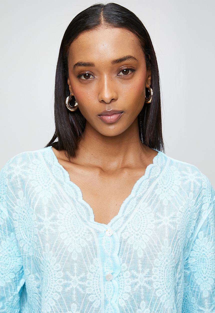 Stella Morgan - Half Sleeve With Scallop Hem V-Neck Button Through Blouse - Blue