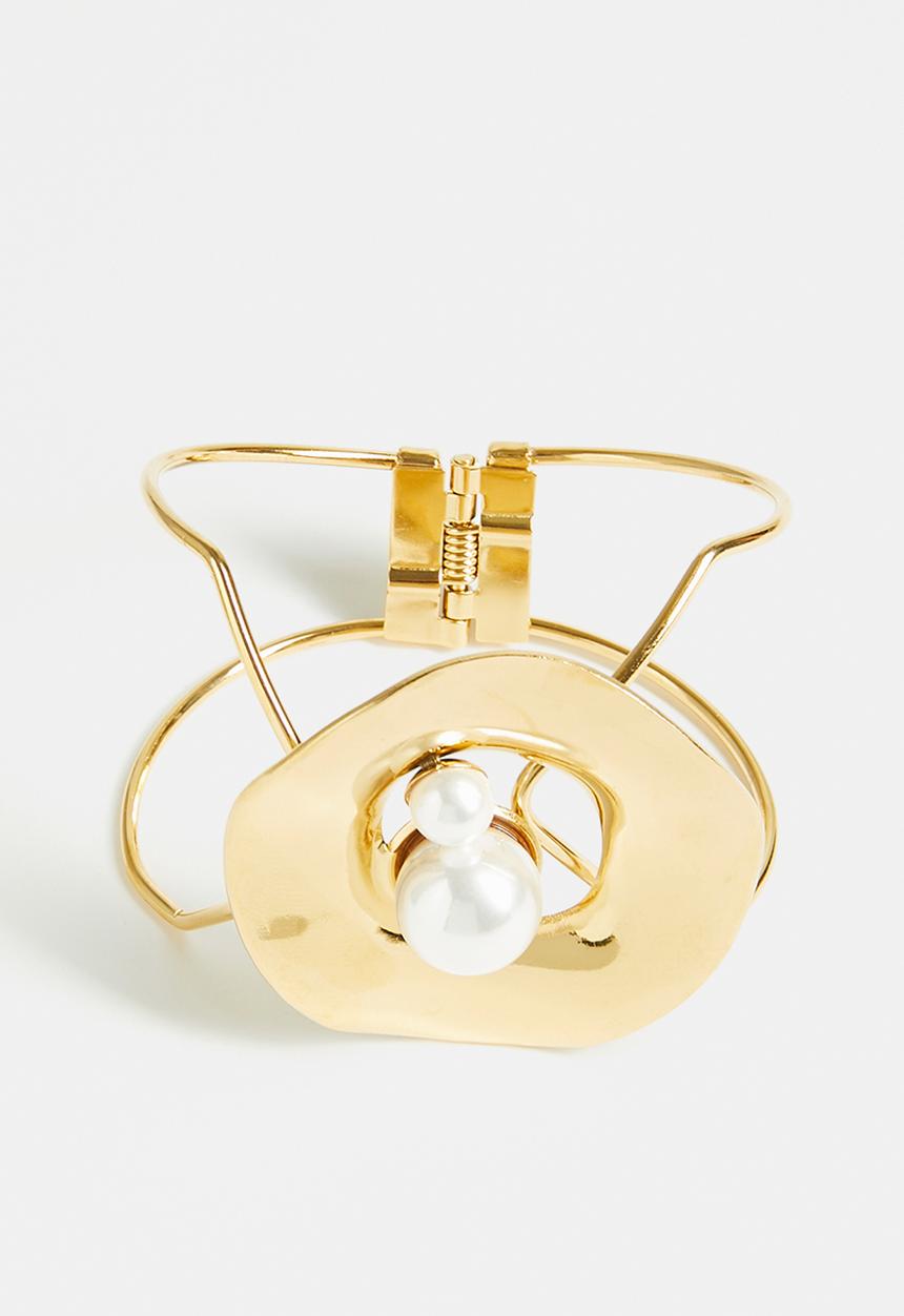 Tessa Design - Velvet Sculptural Pearl Bangle - Gold