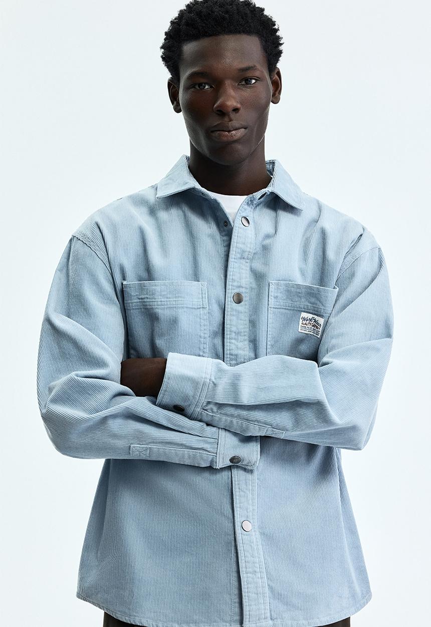 H&M - Oversized cotton corduroy shirt - light blue