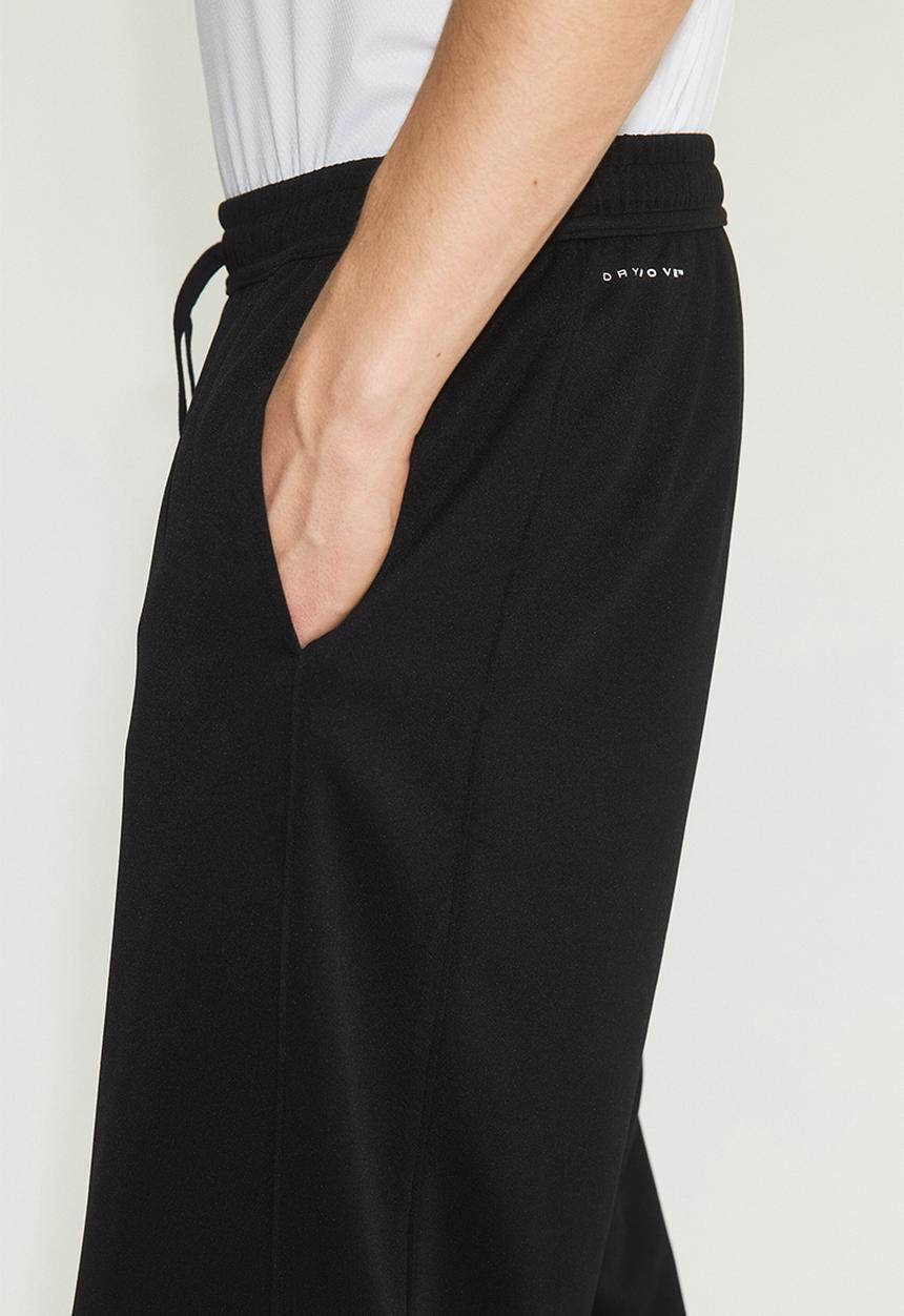H&M - relaxed fit sports joggers with drymove? - black