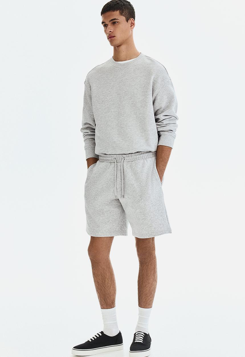 H&M - Regular fit sweatshorts - light grey marl