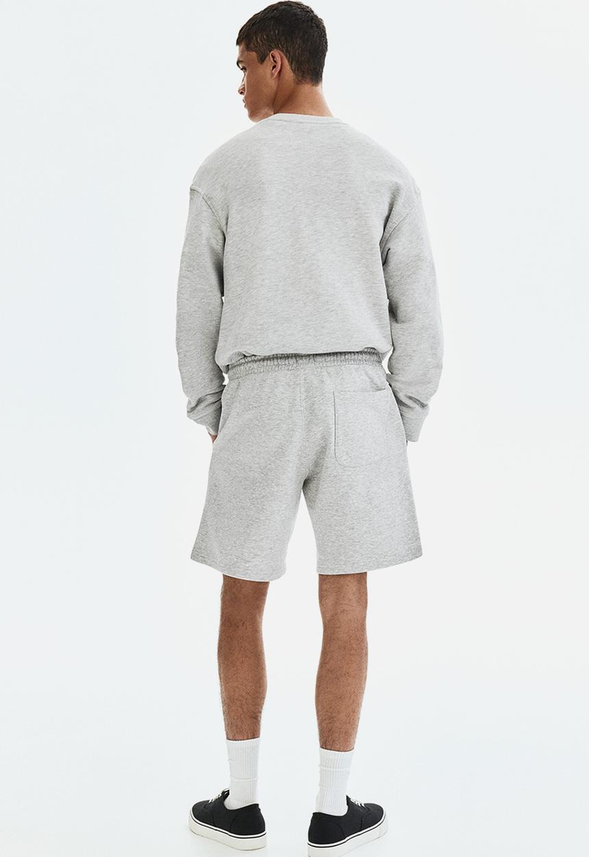 H&M - Regular fit sweatshorts - light grey marl