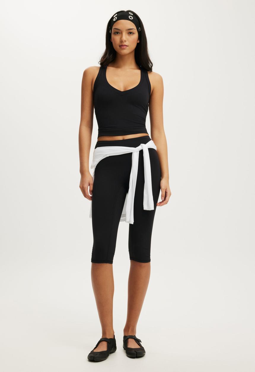 Cotton On - Ultra Soft Plunge Front Racer Tank - Black