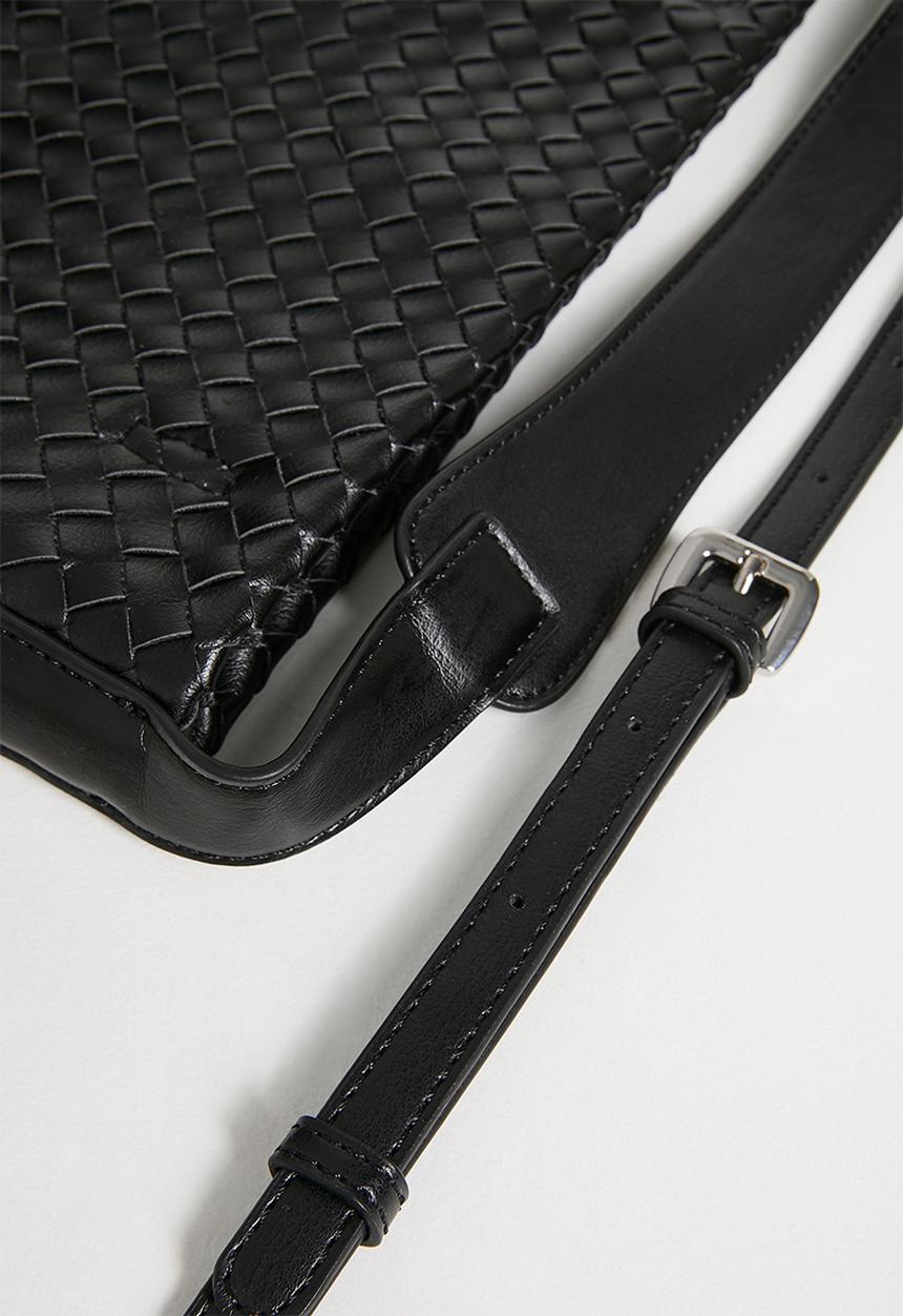 Tessa Design - Haloa Woven Shoulder Bag With Pouch - Black