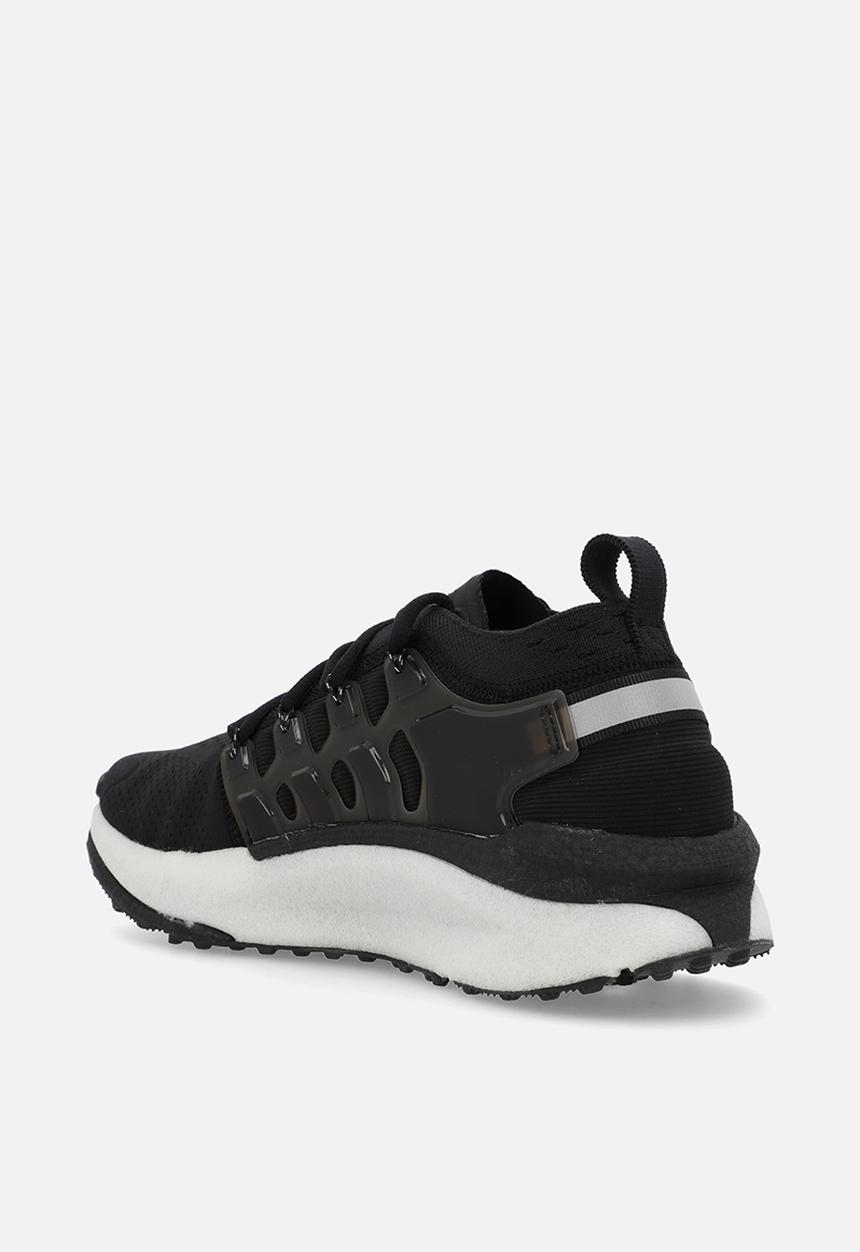 Under Armour - UA W Phantom X - Black