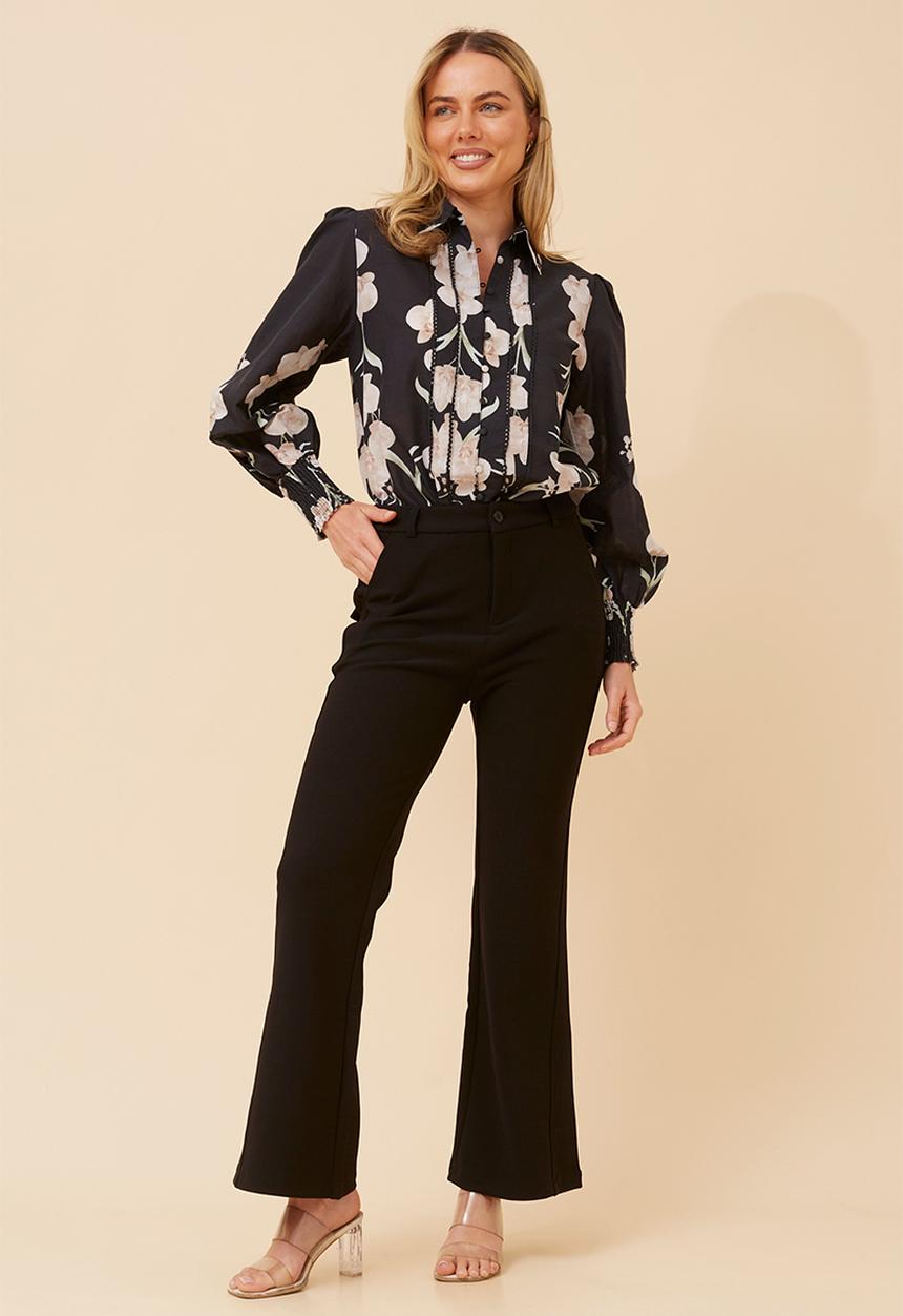 Izabel London - L/S With Elastication At Cuff, Covered Button Through Printed Blouse With Lace Trim On Chest - Multi Black