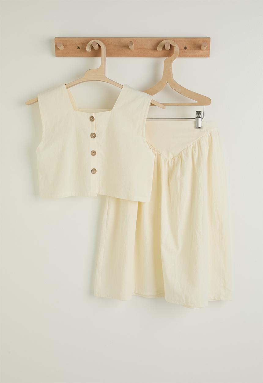 Pop Candy - Square neck top and basque skirt - off white