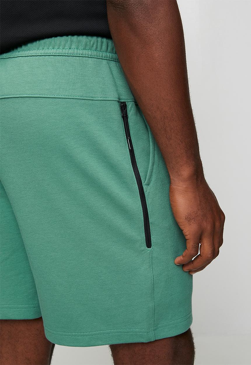 Nike - NSW Tech Fleece  Shorts - Mica Green 