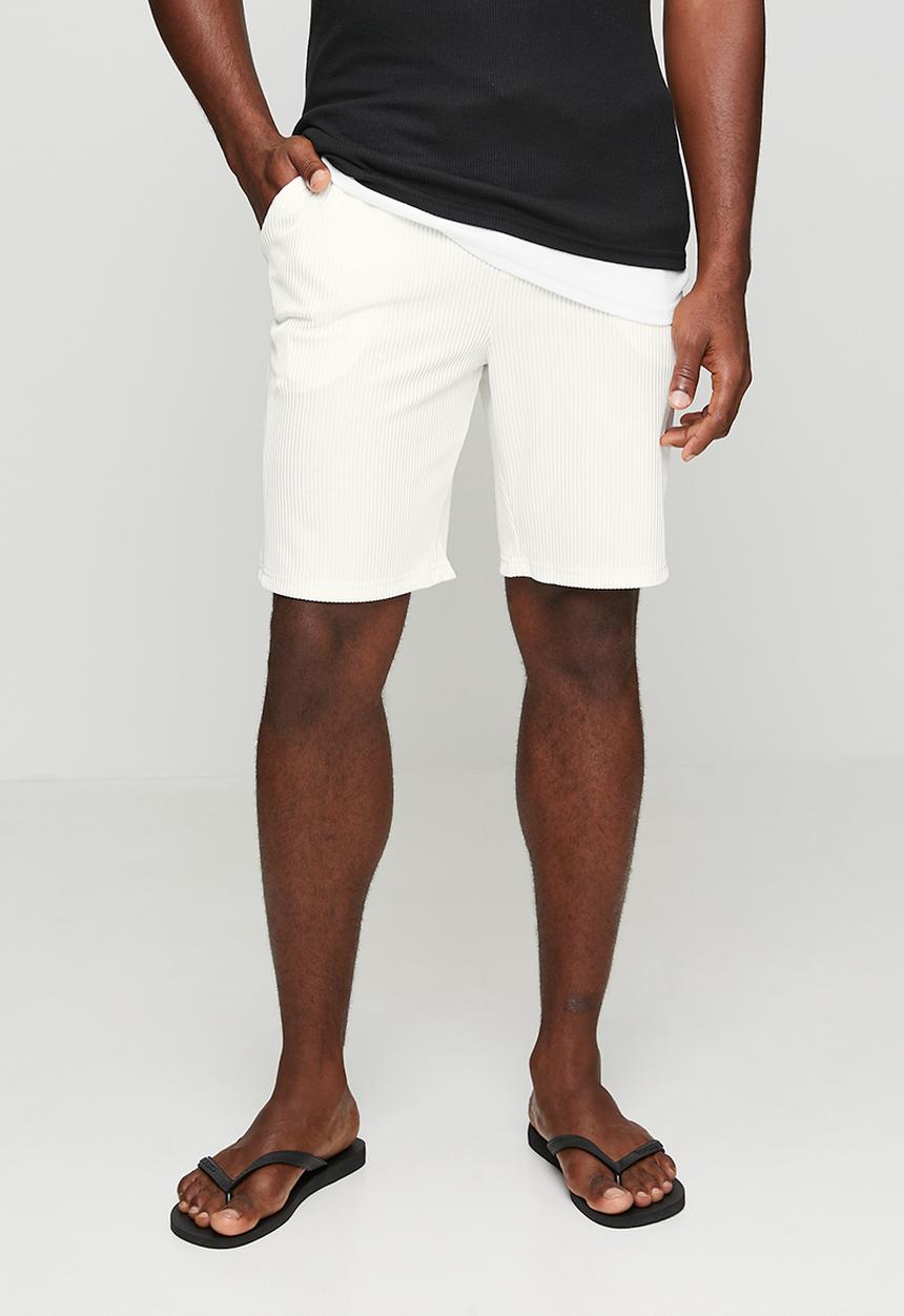 Brave Soul - Nikolaib Short - Cream