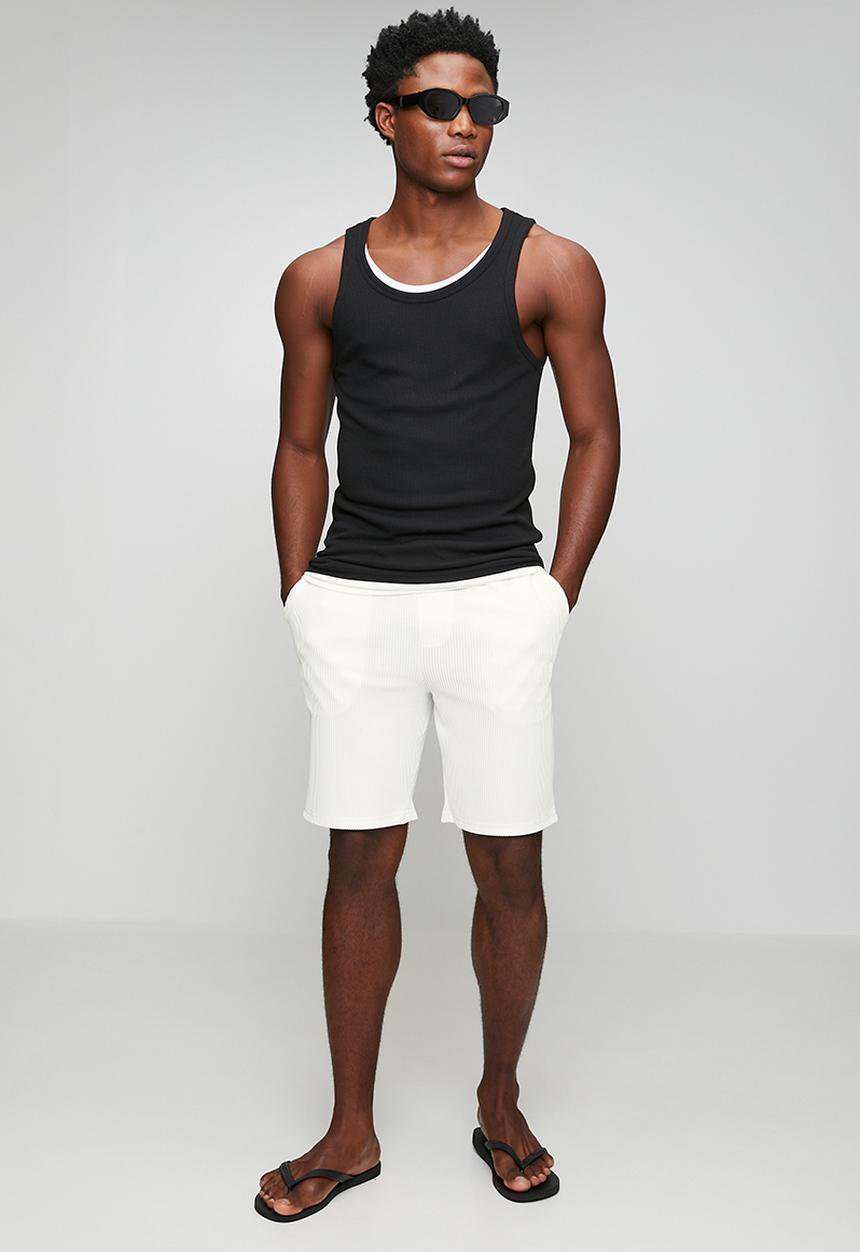 Brave Soul - Nikolaib Short - Cream