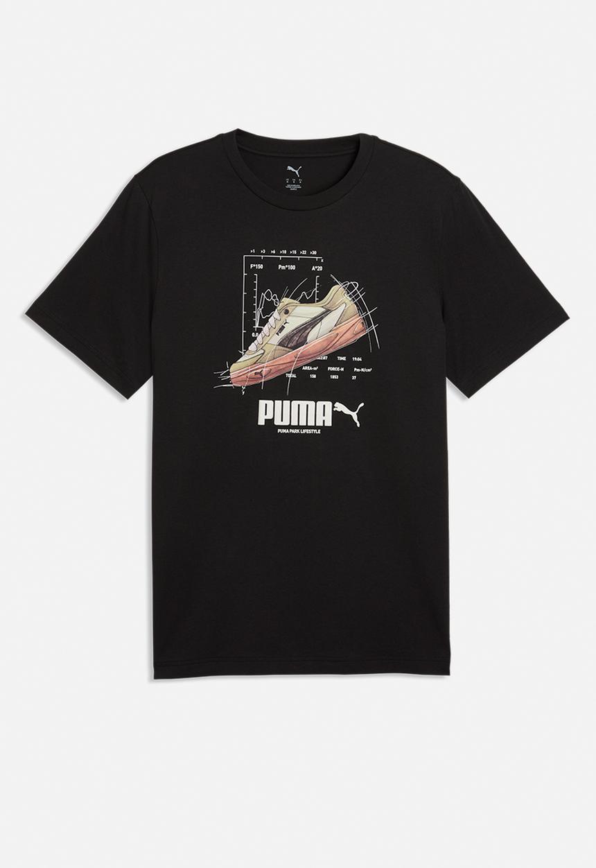 PUMA - GRAPHICS Sneaker Tee - Black
