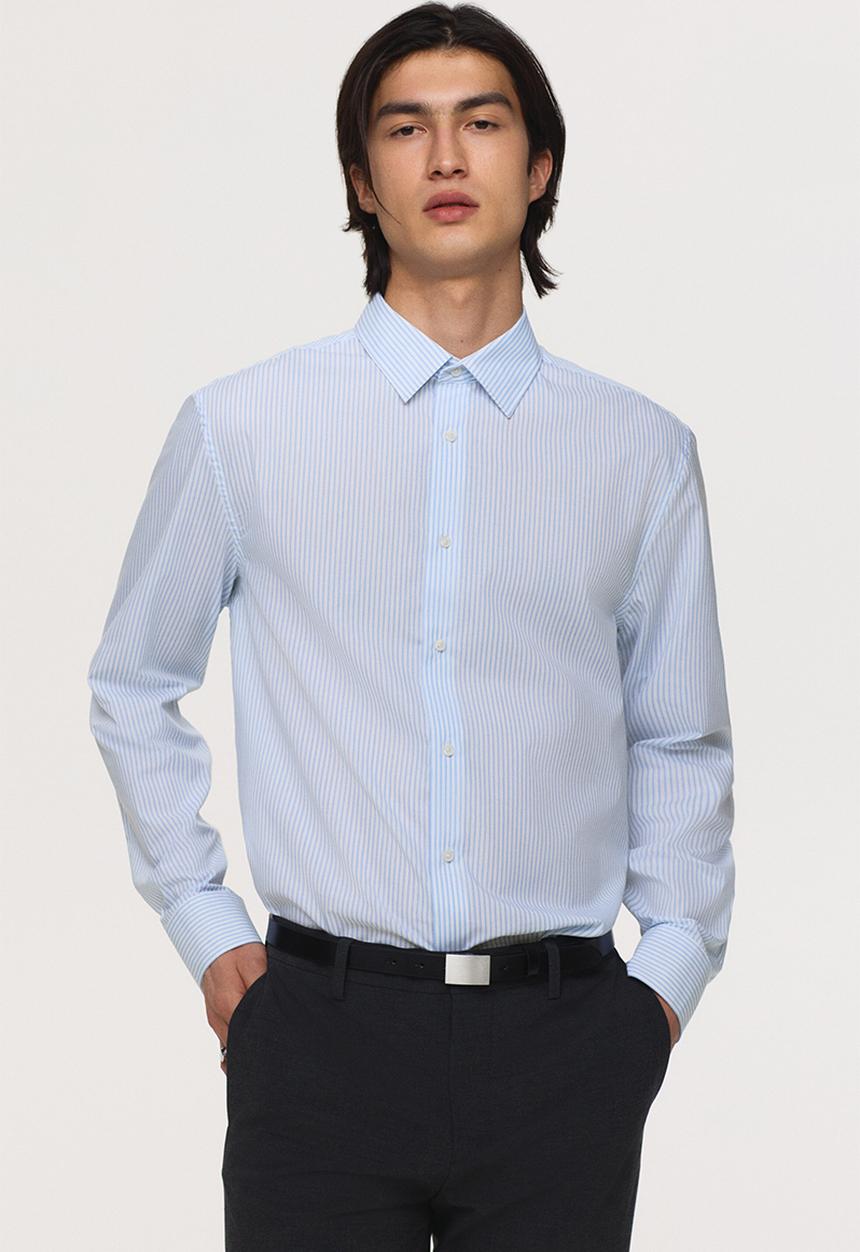 H&M - Regular fit easy-iron shirt - light blue/striped