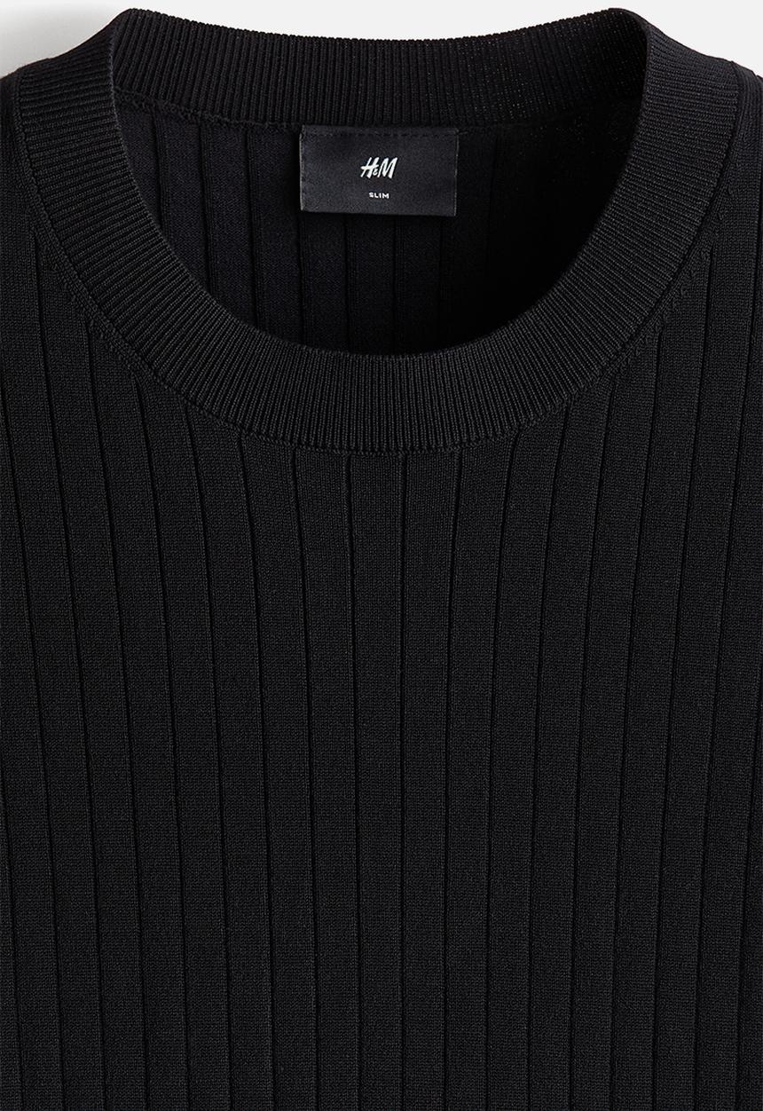 H&M - Slim fit knitted T-shirt - black