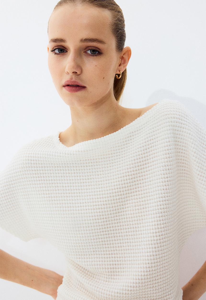 H&M - Batwing-sleeved jersey top - white