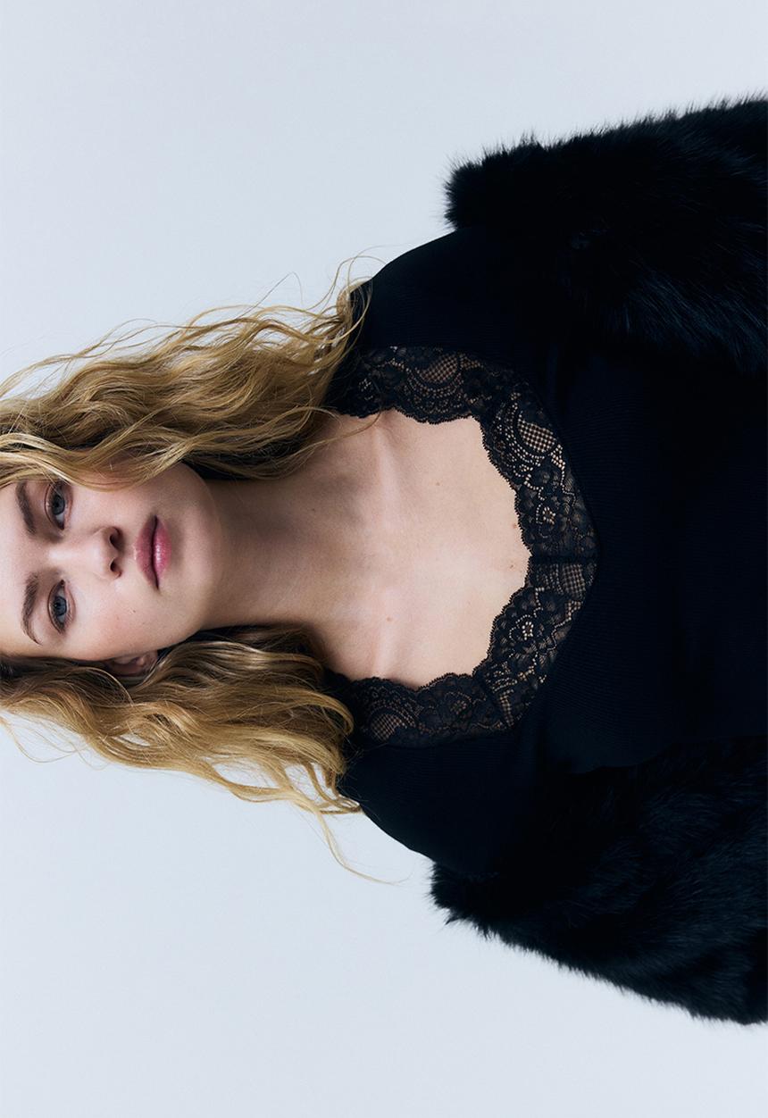 H&M - Lace-trimmed jersey top - black